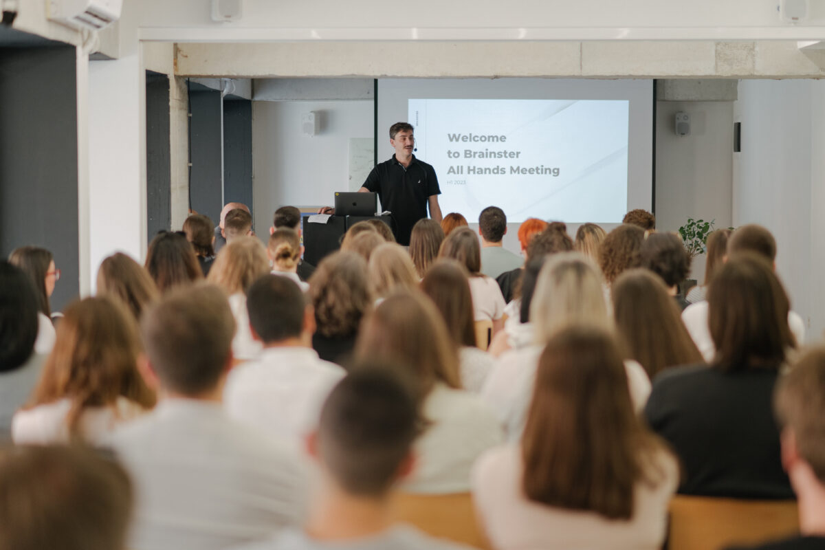 Growth Operations Specialist / SDR